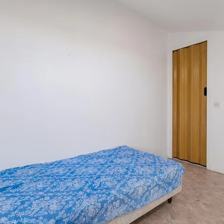 Daire Duplex 150 M De St Cyprien