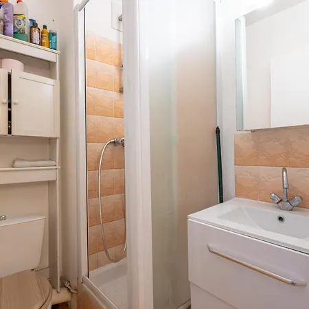 Duplex 150 M De St Cyprien Daire *